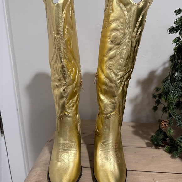 Shoes - Shiny Gold Cowboy Boots
